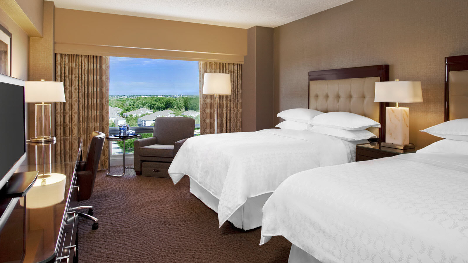 فندق فندق شيراتون إنديانابوليس في كيستون كروسينج المظهر الخارجي الصورة